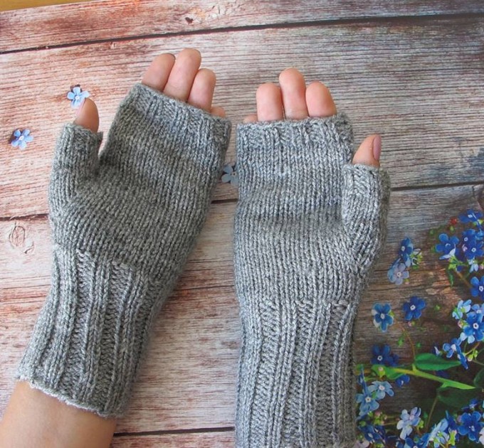 Owl fingerless mittens
