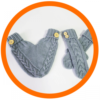 Knitted couples mittens